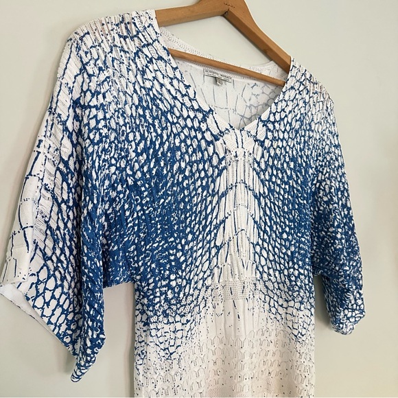 Alberto Makali 3/4 Dolman Sleeve Blue & White Patterned Sweater Size Small - Picture 2 of 7